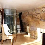 Дом отдыха Domaine De Cantegrel - De Charme Et Troglodyte En Perigord