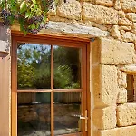 Дом отдыха Domaine De Cantegrel - De Charme Et Troglodyte En Perigord Витрак