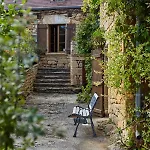 Domaine De Cantegrel - De Charme Et Troglodyte En Perigord *