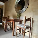 Дом отдыха Domaine De Cantegrel - De Charme Et Troglodyte En Perigord
