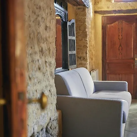 Domaine De Cantegrel - De Charme Et Troglodyte En Perigord Vitrac (Dordogne)