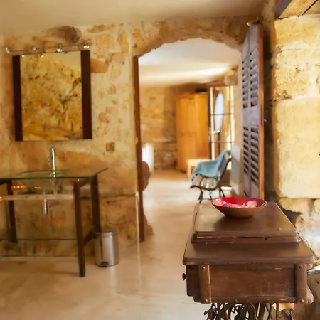 別荘 Domaine De Cantegrel - De Charme Et Troglodyte En Perigord *