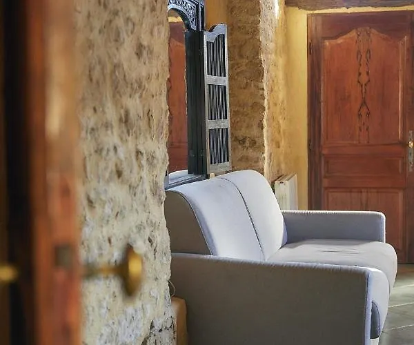 Domaine De Cantegrel - De Charme Et Troglodyte En Perigord Vitrac (Dordogne)